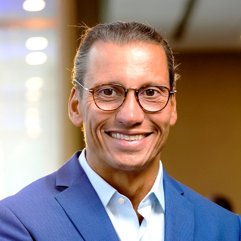 Joel de Menezes Niebuhr